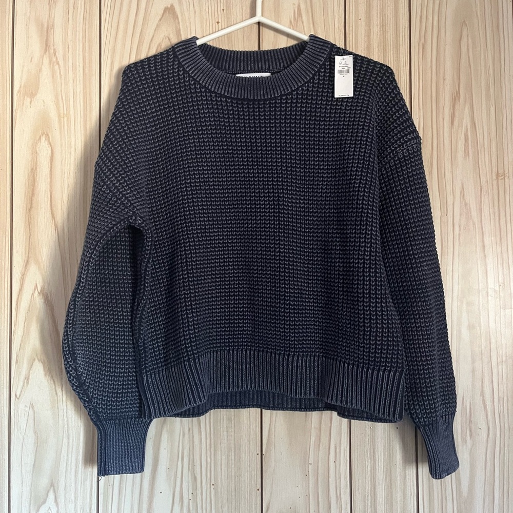Old Navy Cable Knit Crewneck